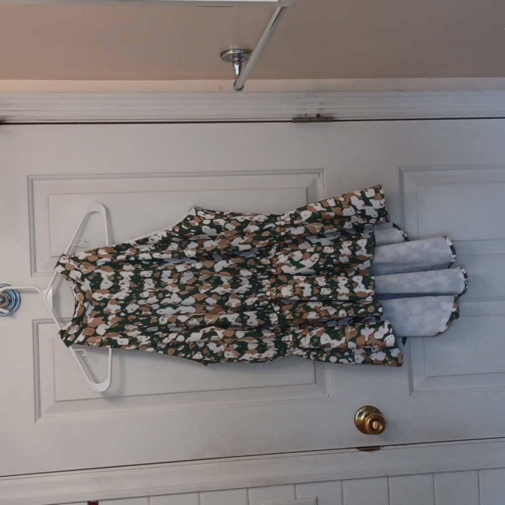 ASHLEY STEWART - SLEEVELESS TOP - SIZE 18-20
